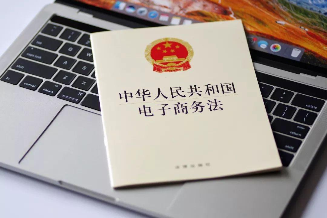 聚美优品引领美妆创新潮流，品牌辉煌铸就新篇章